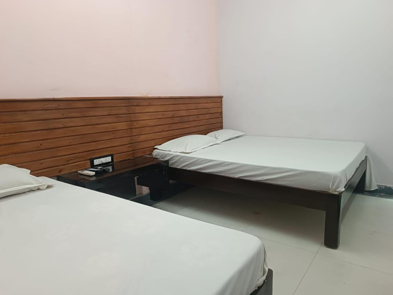 فيلا Sgs Residency تيروباتي المظهر الخارجي الصورة