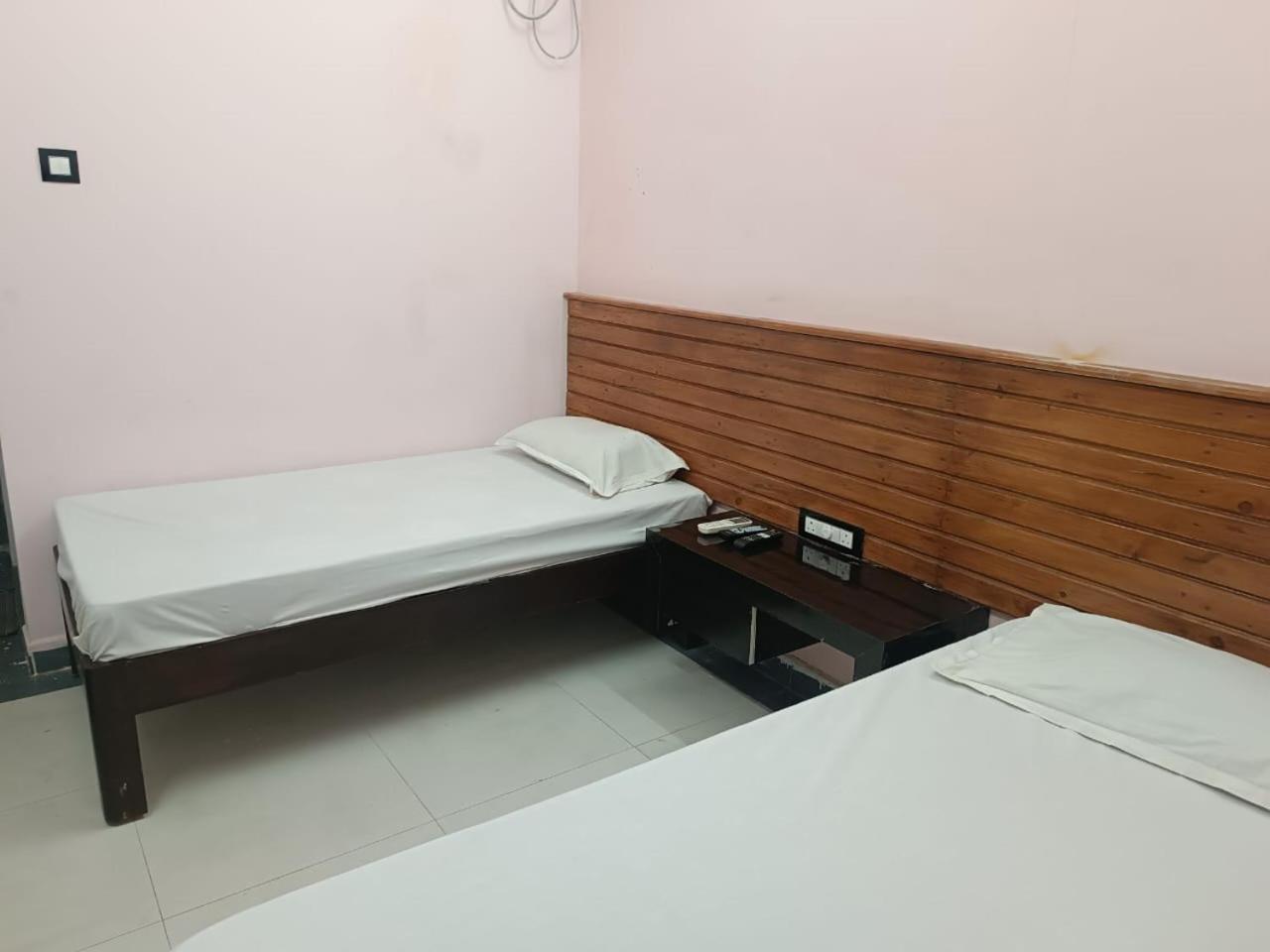 فيلا Sgs Residency تيروباتي المظهر الخارجي الصورة